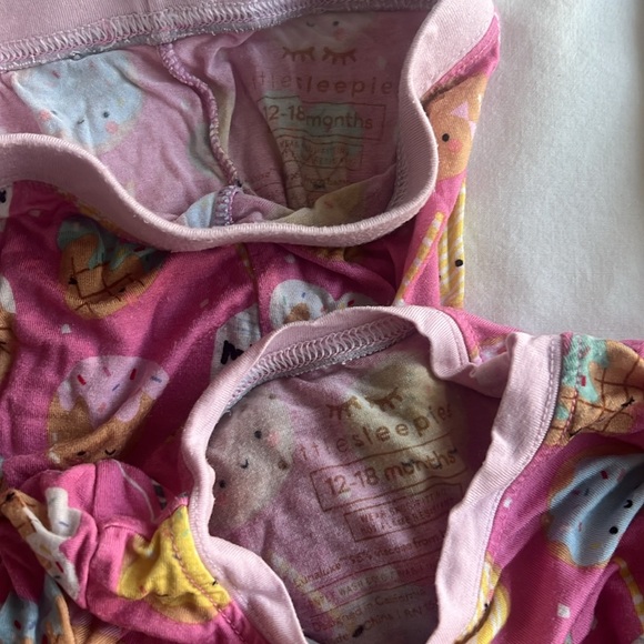 Little Sleepies 12-18 months and 18-24 months - Picture 4 of 9